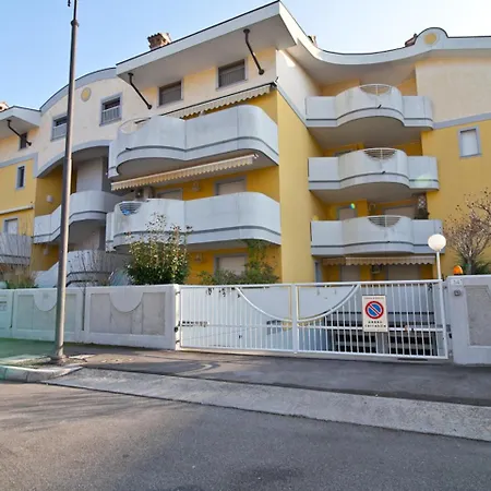 Apartment Luca *